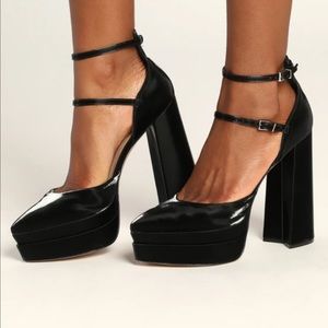 Schutz Elysee Pump in Black